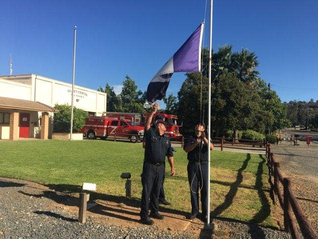Lowering the In Memoriam flag